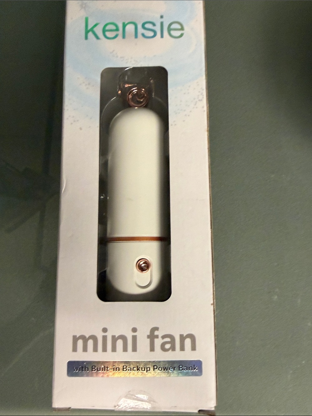 Kensie Pink or white Portable Mini Fan with Power Bank. 🆕
